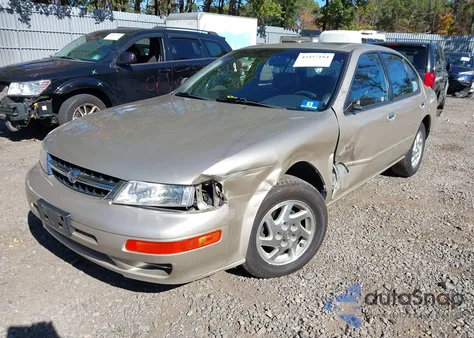1999 Nissan Maxima Gle/Gxe/Se/Se-L z USA, uszkodzony, nr VIN JN1CA21D2XT804786